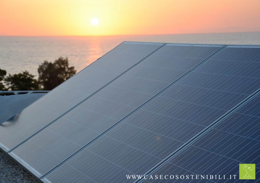 Impianto fotovoltaico obbligatorio per nuove costruzioni e ristrutturazioni rilevanti