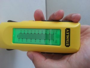 Misuratore d'umidità per rilevare l'umidità delle pareti