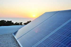 Solare termico fotovoltaico e fonti rinnovabili nel pieno rispetto delle risorse energetiche naturali